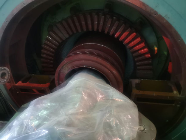Средний ремонт турбогенератора ТЗФП-160-2МУЗ с выемкой ротора